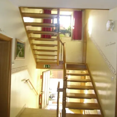 Pension Elsendorf Guest house