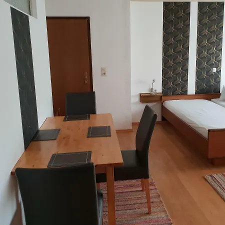Pension Elsendorf Guest house