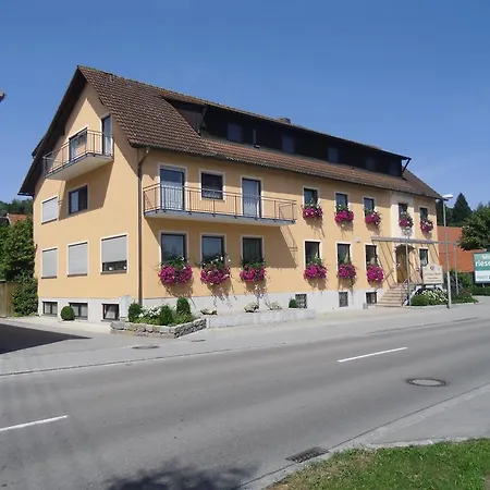 Pension Elsendorf Penzion Elsendorf
