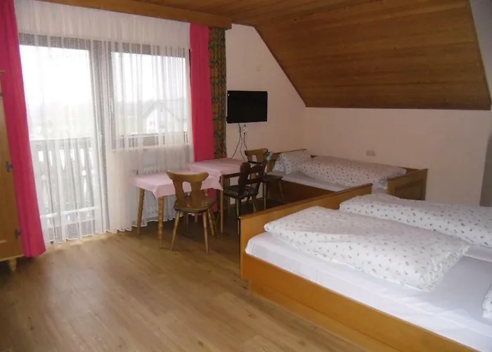 Pension Elsendorf Πανσιόν 3*